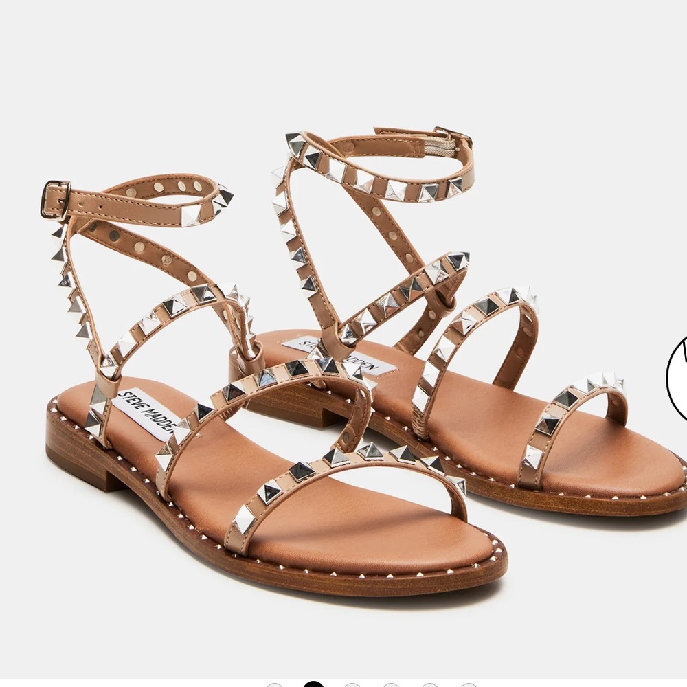Steve Madden TRAVEL TAN strappy sandals with studs